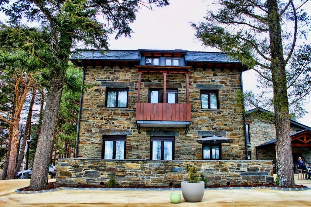 Villa Lucerna Sports & Hotel Resort Vigo de Sanabria Exterior photo